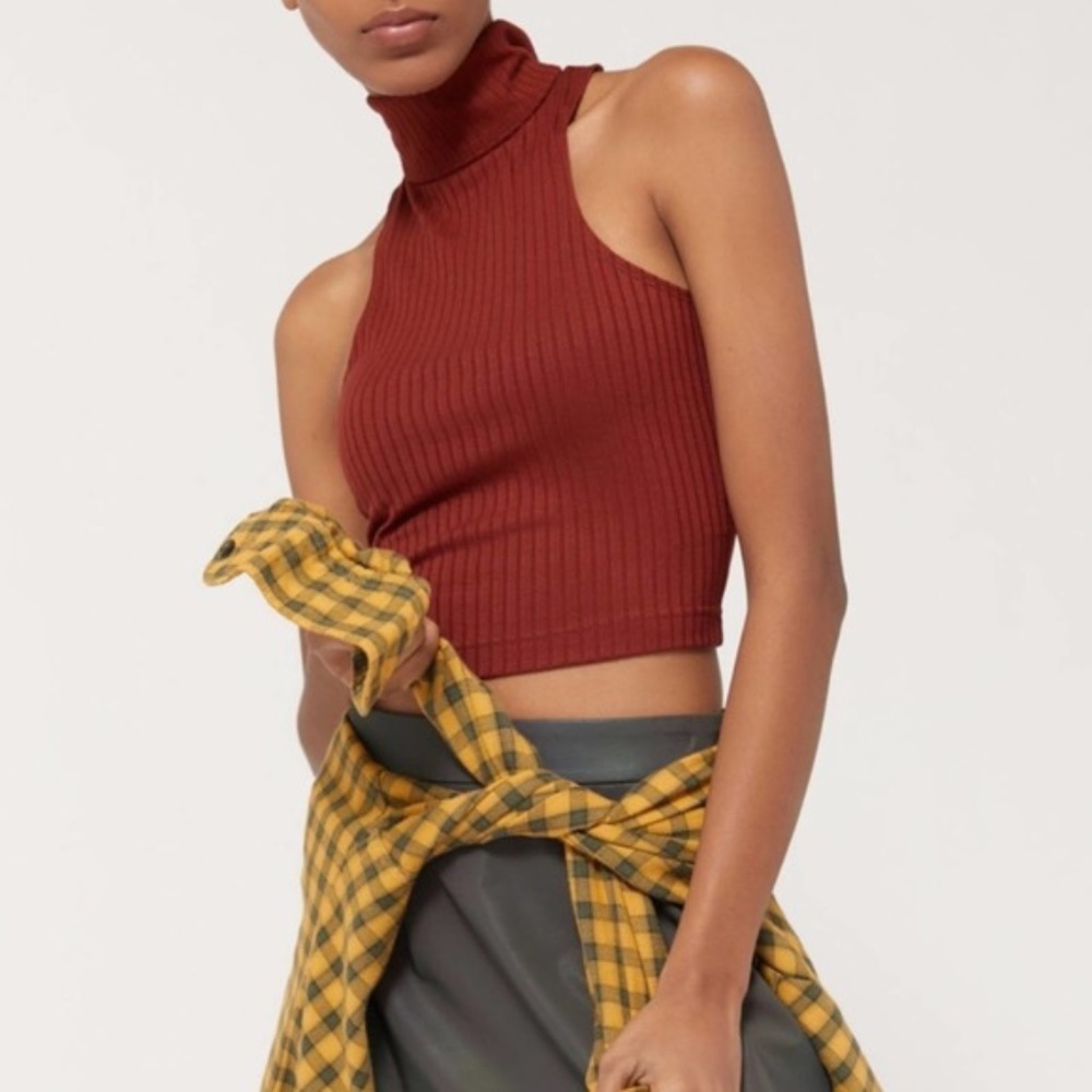 Urban Outfitters Finley Ribbed Turtleneck Tank Top Size Small